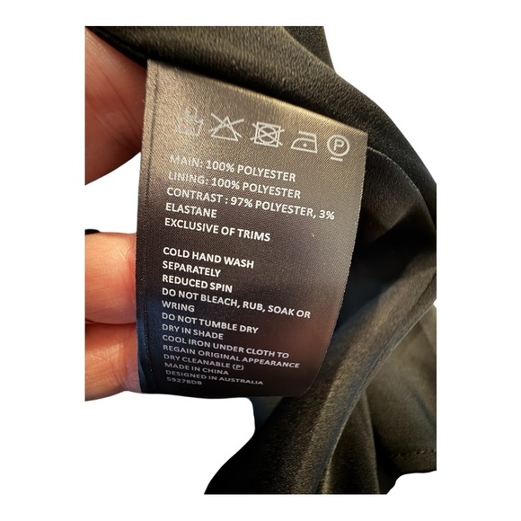 Bardot Corsage Aradia Halter Dress In Black
Style # 59278DB Silky Sexy Size 10 - Picture 9 of 15